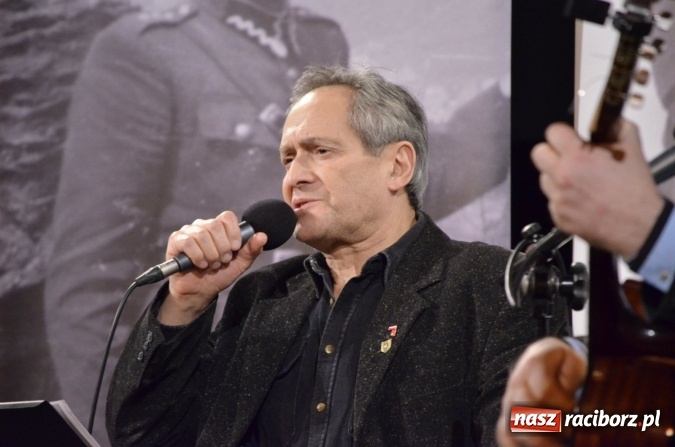 Zdjęcie w galerii na portalu naszraciborz.pl: Podziemna armia powraca - Jerzy Zelnik w Strzesze wiadomości z regionu