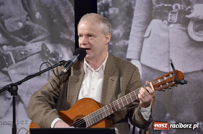 Zdjęcie w galerii na portalu naszraciborz.pl: Podziemna armia powraca - Jerzy Zelnik w Strzesze wiadomości z regionu