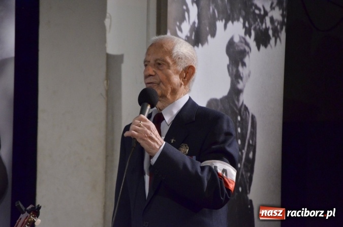 Zdjęcie w galerii na portalu naszraciborz.pl: Podziemna armia powraca - Jerzy Zelnik w Strzesze wiadomości z regionu