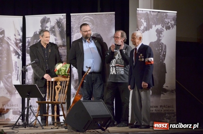 Zdjęcie w galerii na portalu naszraciborz.pl: Podziemna armia powraca - Jerzy Zelnik w Strzesze wiadomości z regionu