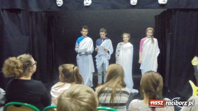 Zdjęcie w galerii na portalu naszraciborz.pl: Szkoła z Klasą 2.0 - w Gimnazjum nr 5 odbyły się ciekawe zajęcia dla uczni&oacute;w wiadomości z regionu