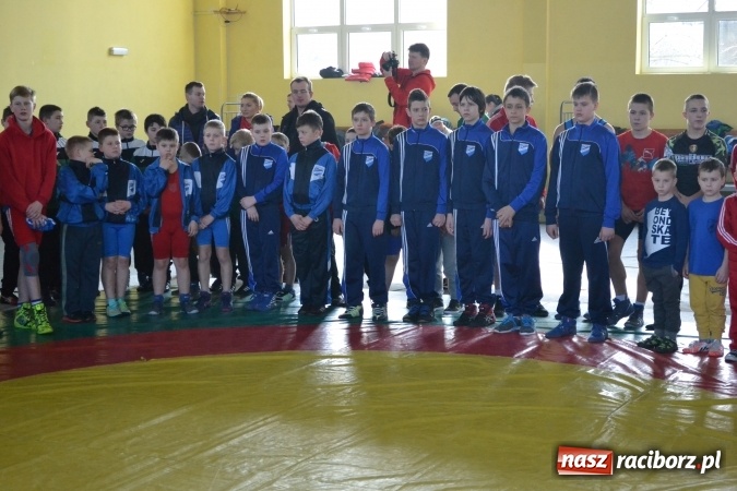 Zdjęcie w galerii na portalu naszraciborz.pl: Cztery medale młodych zapaśników MKZ Unia Racibórz wiadomości z regionu