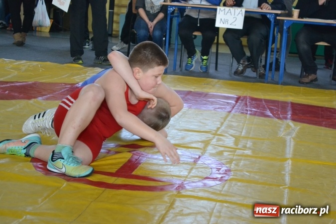 Zdjęcie w galerii na portalu naszraciborz.pl: Cztery medale młodych zapaśników MKZ Unia Racibórz wiadomości z regionu