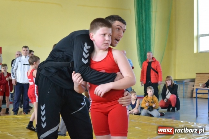 Zdjęcie w galerii na portalu naszraciborz.pl: Cztery medale młodych zapaśników MKZ Unia Racibórz wiadomości z regionu