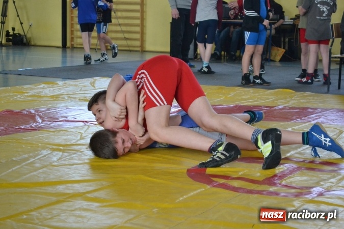 Zdjęcie w galerii na portalu naszraciborz.pl: Cztery medale młodych zapaśników MKZ Unia Racibórz wiadomości z regionu