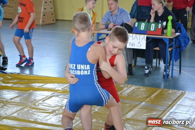 Zdjęcie w galerii na portalu naszraciborz.pl: Cztery medale młodych zapaśników MKZ Unia Racibórz wiadomości z regionu