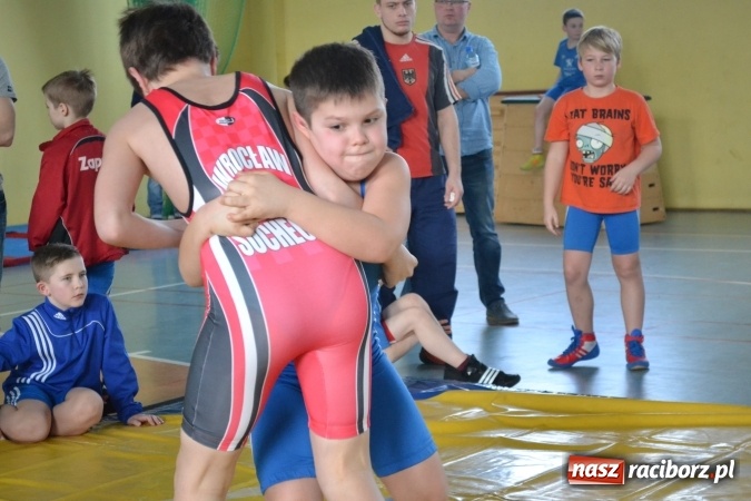 Zdjęcie w galerii na portalu naszraciborz.pl: Cztery medale młodych zapaśników MKZ Unia Racibórz wiadomości z regionu