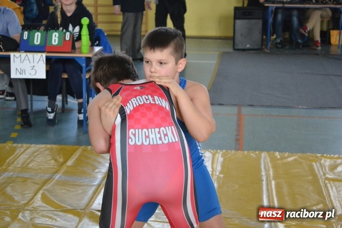 Zdjęcie w galerii na portalu naszraciborz.pl: Cztery medale młodych zapaśników MKZ Unia Racibórz wiadomości z regionu