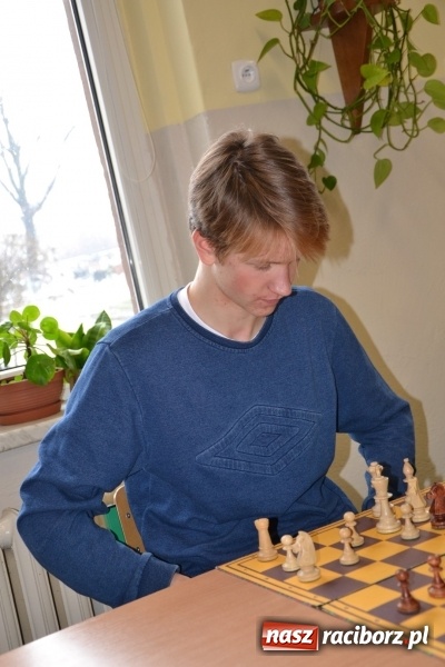 Zdjęcie w galerii na portalu naszraciborz.pl: Gimnazjum nr 2 i ZSO Tworków zwycięzcami rejonowych zawodów szachowych wiadomości z regionu