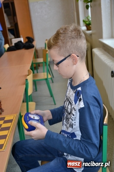 Zdjęcie w galerii na portalu naszraciborz.pl: Gimnazjum nr 2 i ZSO Tworków zwycięzcami rejonowych zawodów szachowych wiadomości z regionu