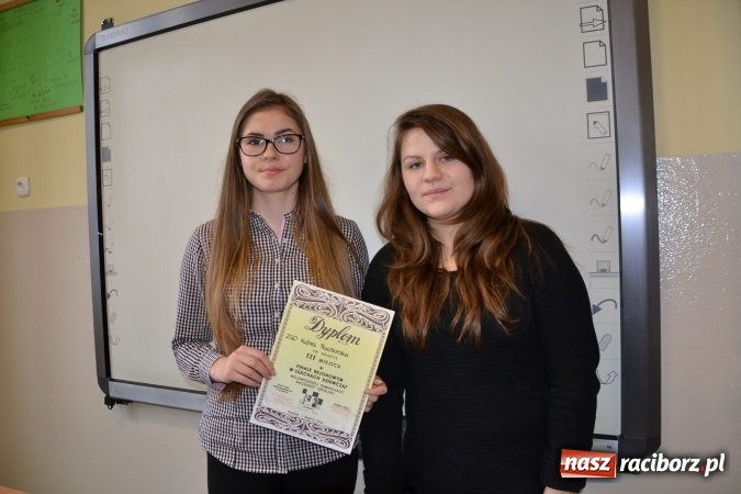 Zdjęcie w galerii na portalu naszraciborz.pl: Gimnazjum nr 2 i ZSO Tworków zwycięzcami rejonowych zawodów szachowych wiadomości z regionu