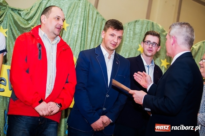 Zdjęcie w galerii na portalu naszraciborz.pl: CKZiU nr 1: Gala Ciekawy uczeń w szkole przy Gimnazjalnej  wiadomości z regionu