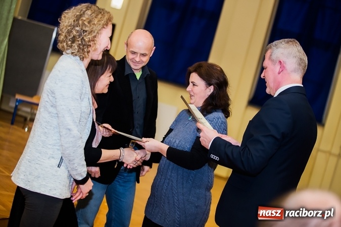 Zdjęcie w galerii na portalu naszraciborz.pl: CKZiU nr 1: Gala Ciekawy uczeń w szkole przy Gimnazjalnej  wiadomości z regionu