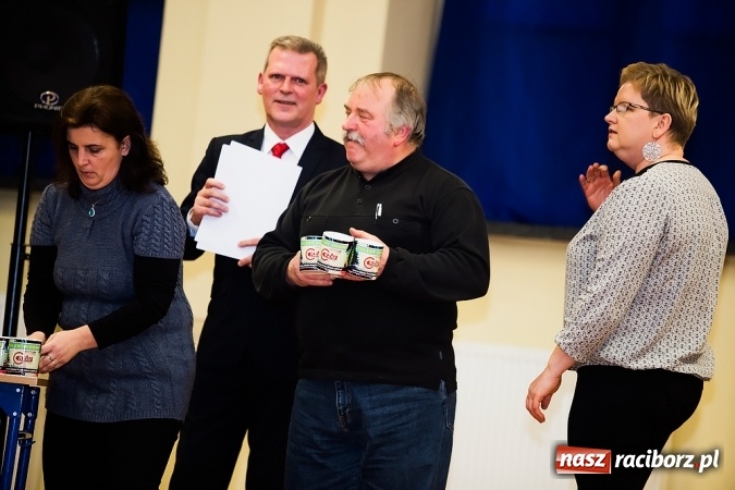 Zdjęcie w galerii na portalu naszraciborz.pl: CKZiU nr 1: Gala Ciekawy uczeń w szkole przy Gimnazjalnej  wiadomości z regionu