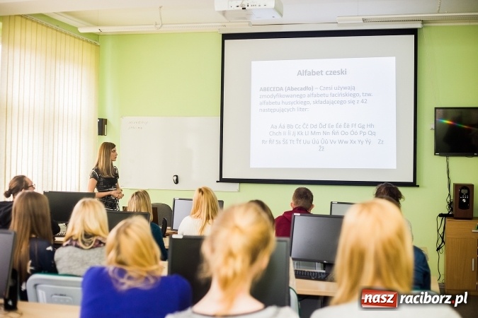Zdjęcie w galerii na portalu naszraciborz.pl: Mnóstwo atrakcji i fun - Dzień Otwarty w PWSZ w Raciborzu wiadomości z regionu