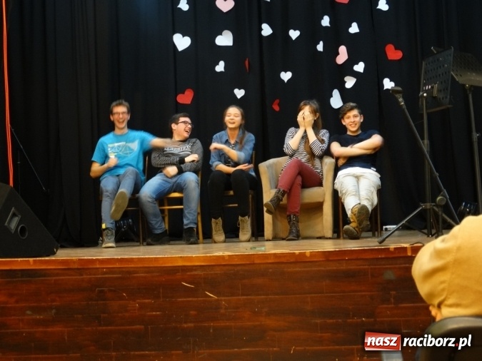 Zdjęcie w galerii na portalu naszraciborz.pl: Wielkie zainteresowanie zajęciami otwartymi w Młodzieżowym Domu Kultury wiadomości z regionu