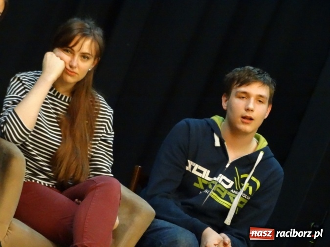 Zdjęcie w galerii na portalu naszraciborz.pl: Wielkie zainteresowanie zajęciami otwartymi w Młodzieżowym Domu Kultury wiadomości z regionu