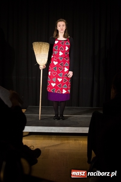 Zdjęcie w galerii na portalu naszraciborz.pl: Eliminacje powiatowe konkursu recytatorskiego Mały OKR wiadomości z regionu