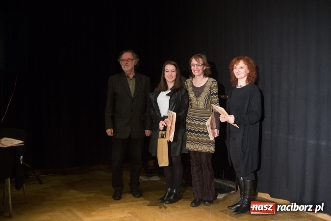 Zdjęcie w galerii na portalu naszraciborz.pl: Eliminacje powiatowe konkursu recytatorskiego Mały OKR wiadomości z regionu