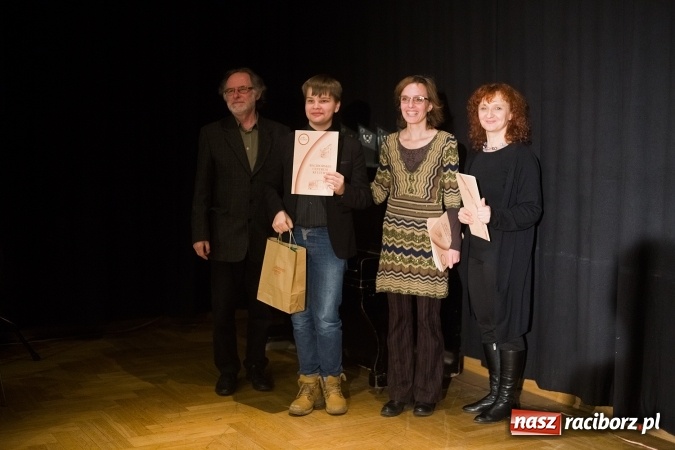 Zdjęcie w galerii na portalu naszraciborz.pl: Eliminacje powiatowe konkursu recytatorskiego Mały OKR wiadomości z regionu