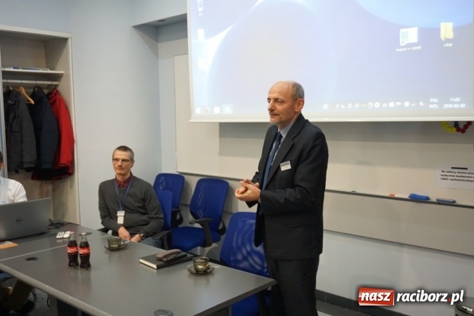 Zdjęcie w galerii na portalu naszraciborz.pl: Forum informatyków w raciborskim magistracie  wiadomości z regionu