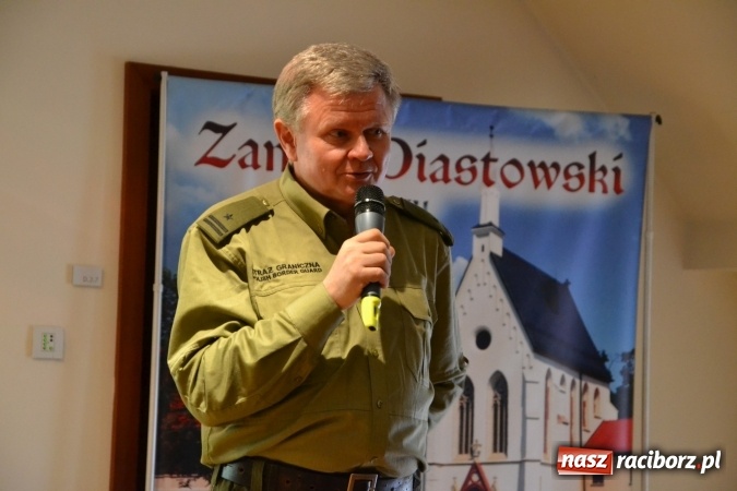 Zdjęcie w galerii na portalu naszraciborz.pl: Prawa człowieka dostrzegam - na zamku otwarto nową wystawę wiadomości z regionu