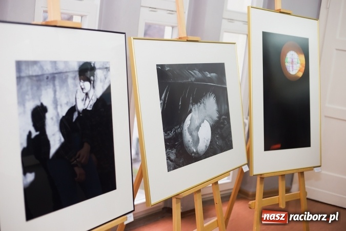 Zdjęcie w galerii na portalu naszraciborz.pl: Liceum Plastyczne i Kontrasty w Galerii Gawra wiadomości z regionu