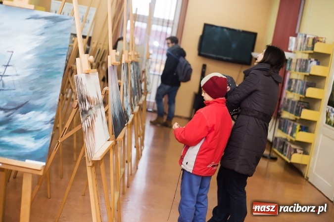 Zdjęcie w galerii na portalu naszraciborz.pl: Liceum Plastyczne i Kontrasty w Galerii Gawra wiadomości z regionu