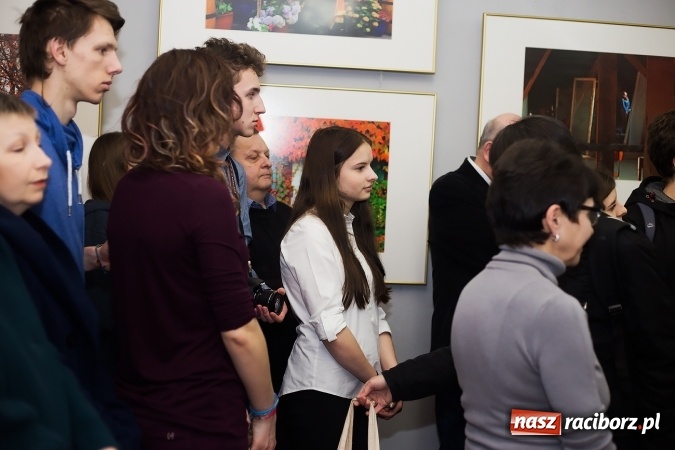 Zdjęcie w galerii na portalu naszraciborz.pl: Liceum Plastyczne i Kontrasty w Galerii Gawra wiadomości z regionu