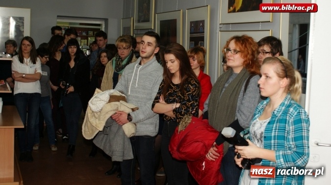 Zdjęcie w galerii na portalu naszraciborz.pl: Liceum Plastyczne i Kontrasty w Galerii Gawra wiadomości z regionu