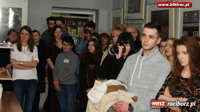 Zdjęcie w galerii na portalu naszraciborz.pl: Liceum Plastyczne i Kontrasty w Galerii Gawra wiadomości z regionu