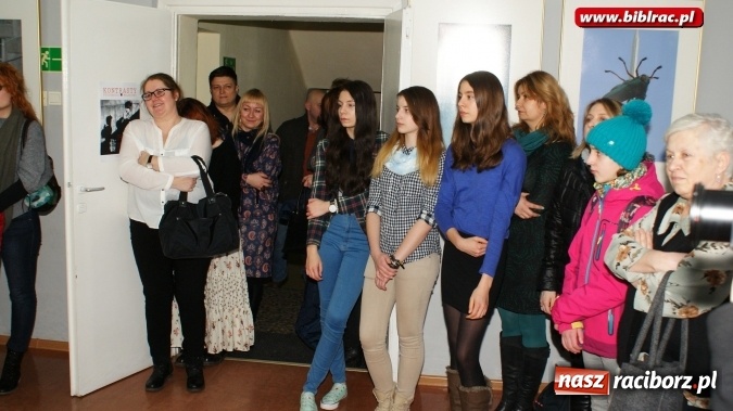 Zdjęcie w galerii na portalu naszraciborz.pl: Liceum Plastyczne i Kontrasty w Galerii Gawra wiadomości z regionu