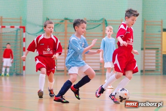 Zdjęcie w galerii na portalu naszraciborz.pl: Ostateczne rozstrzygnięcia w Zimowej Lidze Orlików. MKP Odra Centrum pierwsza, zespoły z powiatu na podium wiadomości z regionu