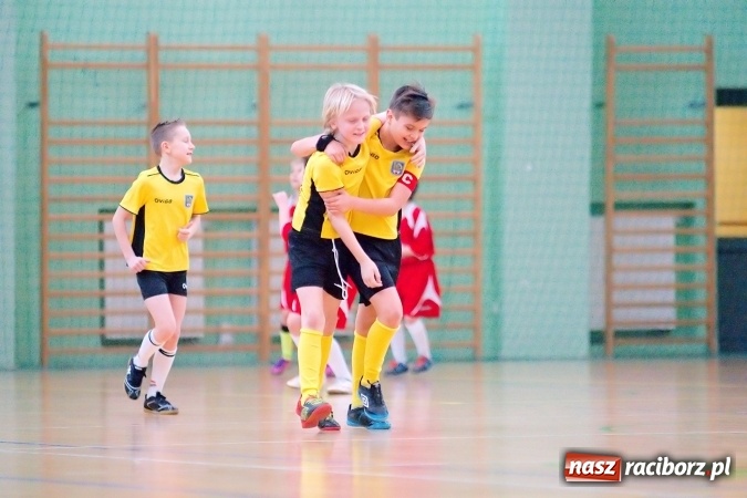Zdjęcie w galerii na portalu naszraciborz.pl: Ostateczne rozstrzygnięcia w Zimowej Lidze Orlików. MKP Odra Centrum pierwsza, zespoły z powiatu na podium wiadomości z regionu