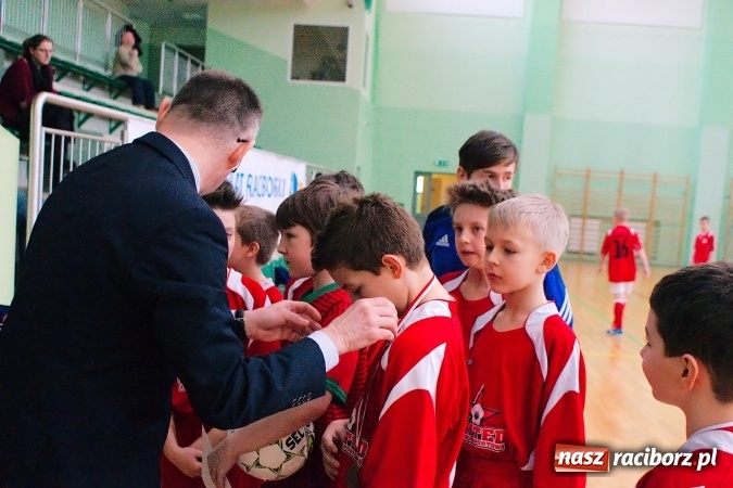 Zdjęcie w galerii na portalu naszraciborz.pl: Ostateczne rozstrzygnięcia w Zimowej Lidze Orlików. MKP Odra Centrum pierwsza, zespoły z powiatu na podium wiadomości z regionu