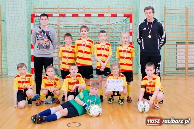 Zdjęcie w galerii na portalu naszraciborz.pl: Ostateczne rozstrzygnięcia w Zimowej Lidze Orlików. MKP Odra Centrum pierwsza, zespoły z powiatu na podium wiadomości z regionu