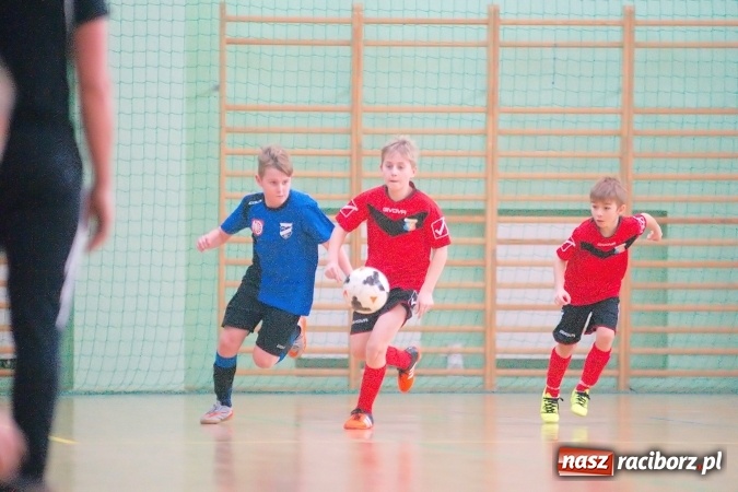 Zdjęcie w galerii na portalu naszraciborz.pl: Ostateczne rozstrzygnięcia w Zimowej Lidze Orlików. MKP Odra Centrum pierwsza, zespoły z powiatu na podium wiadomości z regionu