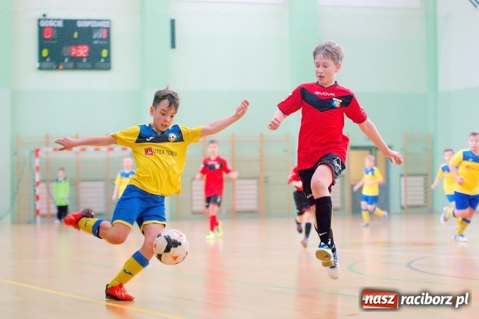 Zdjęcie w galerii na portalu naszraciborz.pl: Ostateczne rozstrzygnięcia w Zimowej Lidze Orlików. MKP Odra Centrum pierwsza, zespoły z powiatu na podium wiadomości z regionu