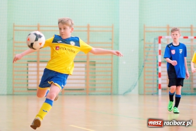 Zdjęcie w galerii na portalu naszraciborz.pl: Ostateczne rozstrzygnięcia w Zimowej Lidze Orlików. MKP Odra Centrum pierwsza, zespoły z powiatu na podium wiadomości z regionu