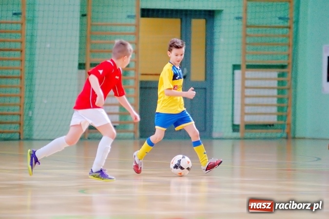 Zdjęcie w galerii na portalu naszraciborz.pl: Ostateczne rozstrzygnięcia w Zimowej Lidze Orlików. MKP Odra Centrum pierwsza, zespoły z powiatu na podium wiadomości z regionu