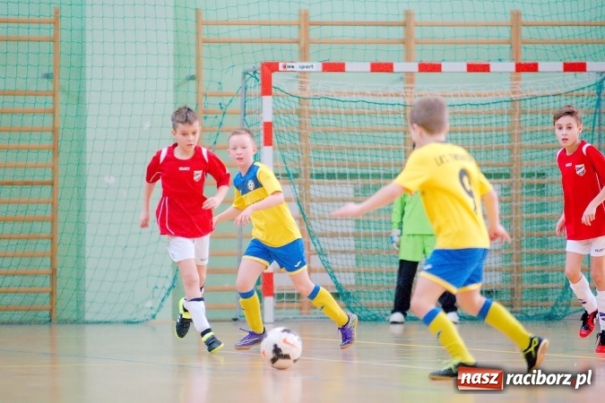 Zdjęcie w galerii na portalu naszraciborz.pl: Ostateczne rozstrzygnięcia w Zimowej Lidze Orlików. MKP Odra Centrum pierwsza, zespoły z powiatu na podium wiadomości z regionu