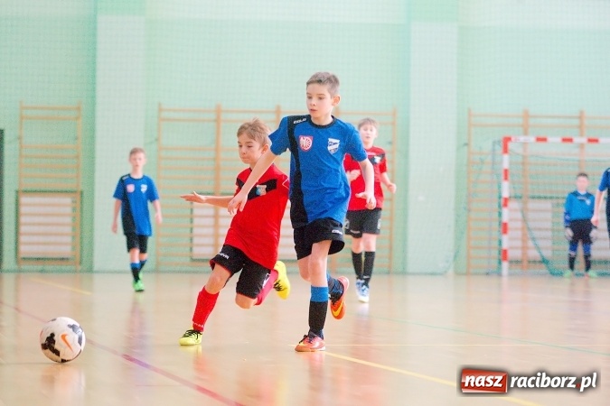 Zdjęcie w galerii na portalu naszraciborz.pl: Ostateczne rozstrzygnięcia w Zimowej Lidze Orlików. MKP Odra Centrum pierwsza, zespoły z powiatu na podium wiadomości z regionu