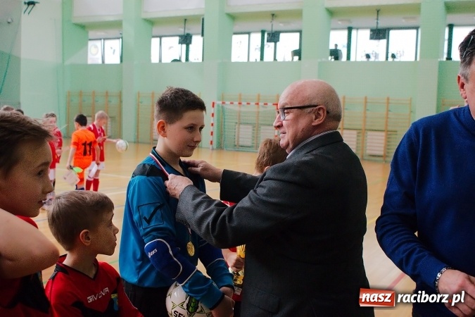 Zdjęcie w galerii na portalu naszraciborz.pl: Ostateczne rozstrzygnięcia w Zimowej Lidze Orlików. MKP Odra Centrum pierwsza, zespoły z powiatu na podium wiadomości z regionu
