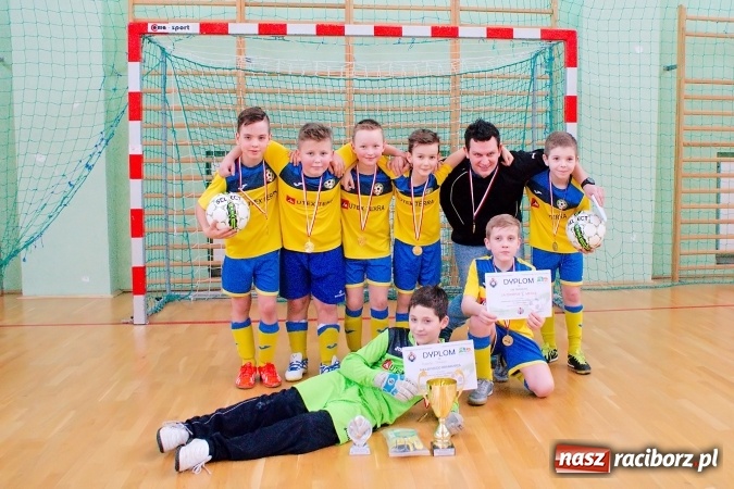 Zdjęcie w galerii na portalu naszraciborz.pl: Ostateczne rozstrzygnięcia w Zimowej Lidze Orlików. MKP Odra Centrum pierwsza, zespoły z powiatu na podium wiadomości z regionu