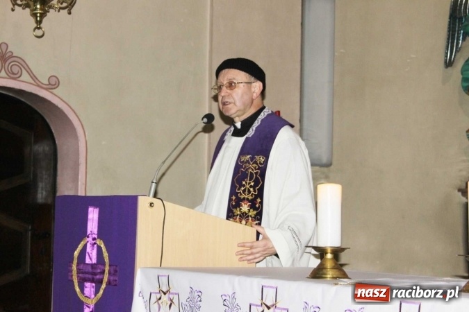 Zdjęcie w galerii na portalu naszraciborz.pl: Jezus siłą mą - diecezjalne spotkanie młodzieży w Wojnowicach wiadomości z regionu