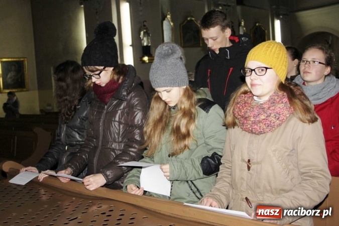 Zdjęcie w galerii na portalu naszraciborz.pl: Jezus siłą mą - diecezjalne spotkanie młodzieży w Wojnowicach wiadomości z regionu