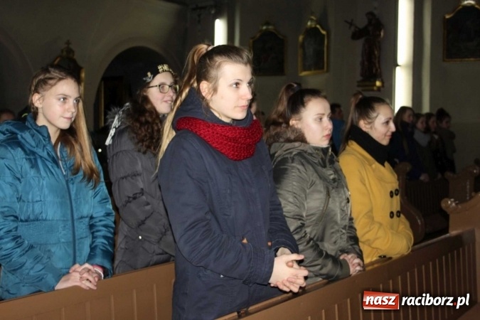 Zdjęcie w galerii na portalu naszraciborz.pl: Jezus siłą mą - diecezjalne spotkanie młodzieży w Wojnowicach wiadomości z regionu