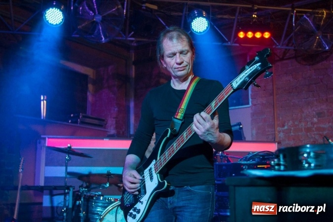 Zdjęcie w galerii na portalu naszraciborz.pl: Wieża radości, wieża samotności, czyli Sztywny Pal Azji w raciborskiej Piwnicy  wiadomości z regionu