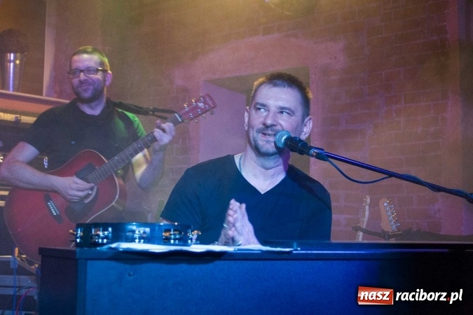 Zdjęcie w galerii na portalu naszraciborz.pl: Wieża radości, wieża samotności, czyli Sztywny Pal Azji w raciborskiej Piwnicy  wiadomości z regionu