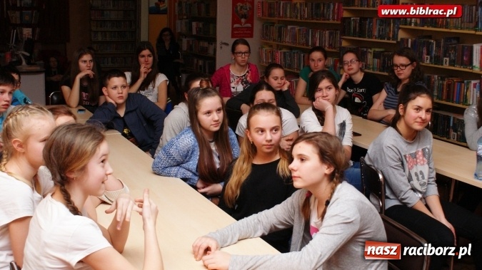 Zdjęcie w galerii na portalu naszraciborz.pl: Czy w bibliotece mieszka duch?  wiadomości z regionu